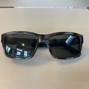 Von zipper sunglasses